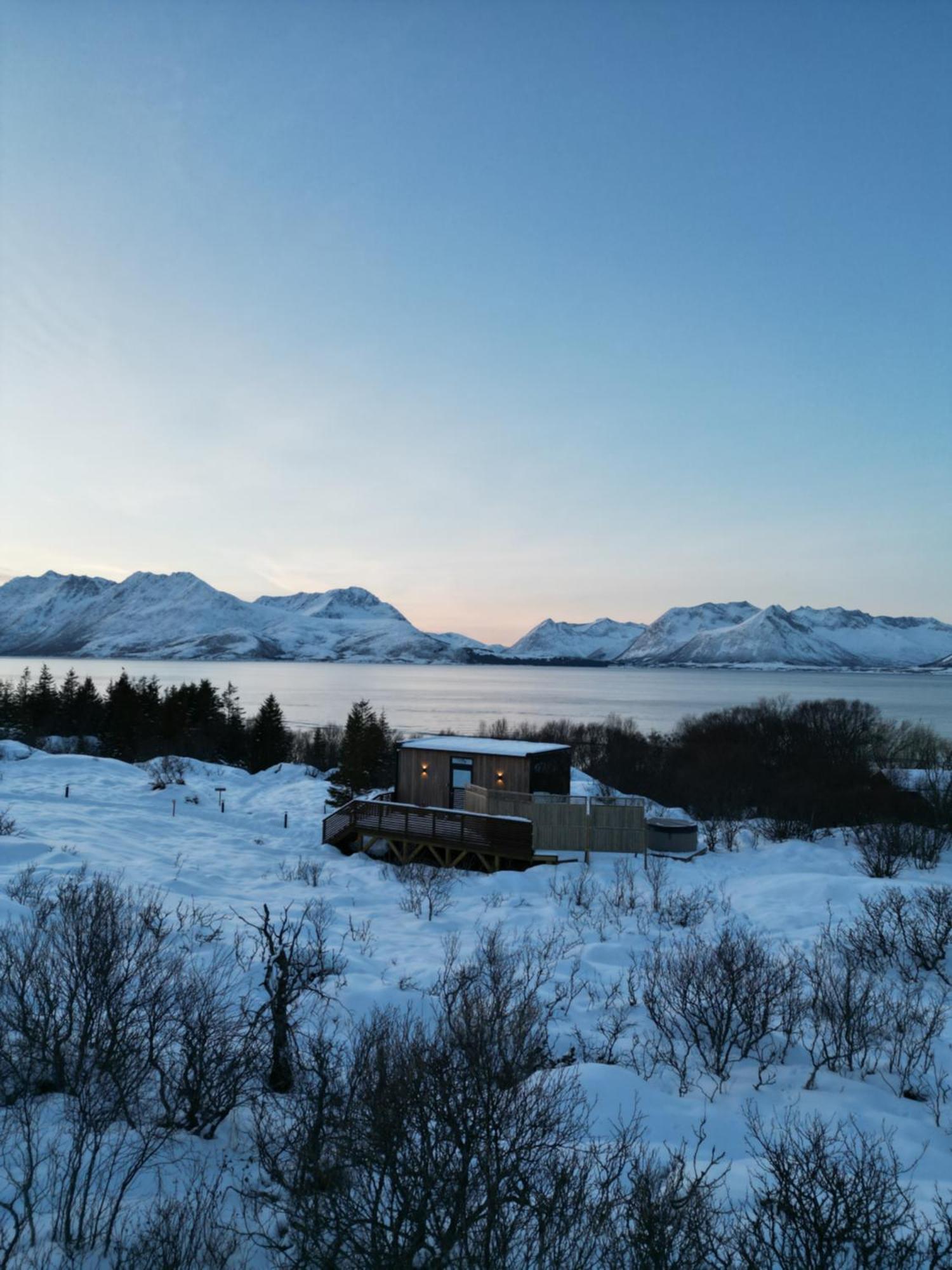 Wonderinn Arctic Utstrand Dış mekan fotoğraf
